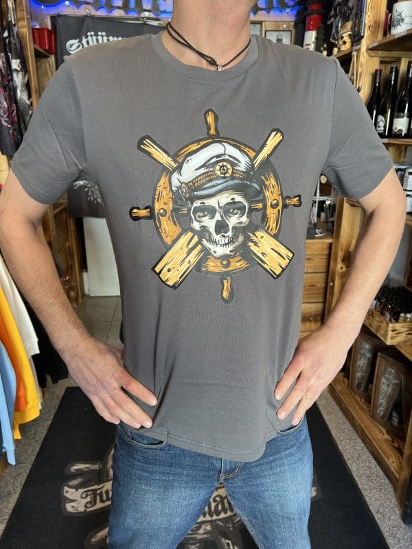 Stüürmanns Seemann Shirt anthrazit Vorderseite mit buntem Piratenschädellogo